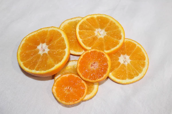 Mandarine Orange Sur Fond Tissu Orange Juteuse Savoureuse Vitamine Saine — Photo