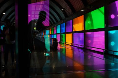 Madrid, İspanya - 8 Nisan 2011: Tavanın mimari ayrıntıları