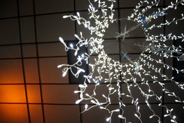 Arka plan - soyutlama, Noel ışıkları pırıltı. Garland ev dekorasyon.