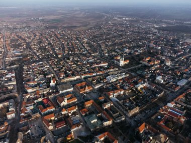 Sombor kasabası, meydan ve mimari, Sırbistan ve Avrupa Voyvodina bölgesinin insansız hava aracı görüntüsü