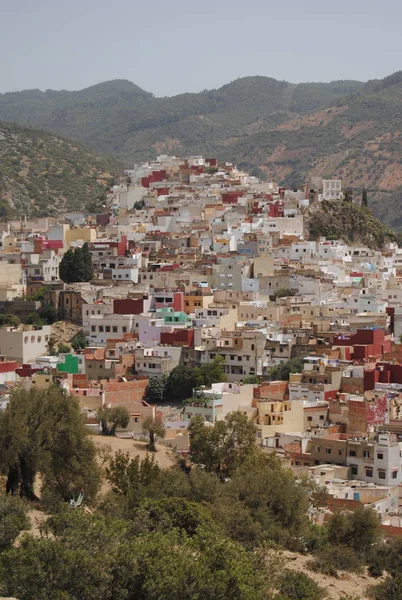 Kutsal şehir Moulay Idriss üzerinde manzaralı manzara