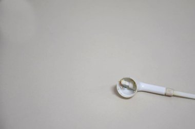 bir hasar earphone kopya alanı ile