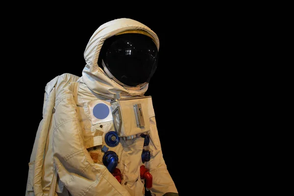 Astronaunt düşük atış ve ayrı tutma arka plan açı