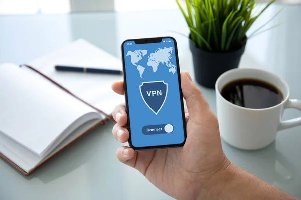 Mann Hält Telefon Mit App Vpn Erstellung Internet Protokolle Zum — Stockfoto