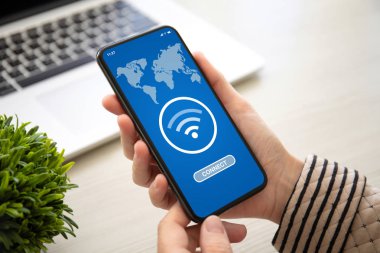 app wifi ile telefon tutan eller ekranda bağlanmak