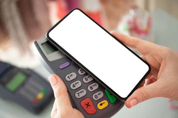 Woman payment purchase for phone and pay pass online terminal — Stock Photo, Image