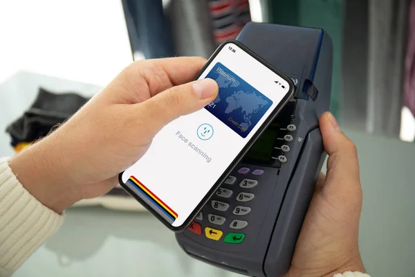 Man payment purchase for phone and pay pass online terminal. — Stock Photo, Image