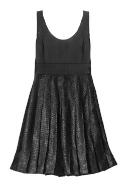 Siyah mini elbise ile beyaz bitti izole parlak Pileli etek