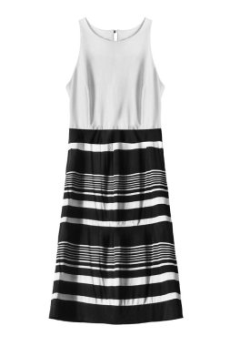 Beyaz arka plan üzerinde elbise siyah ve beyaz çizgili