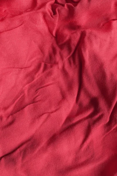 Crumpled Seda Vermelha Closeup Como Fundo — Fotografia de Stock