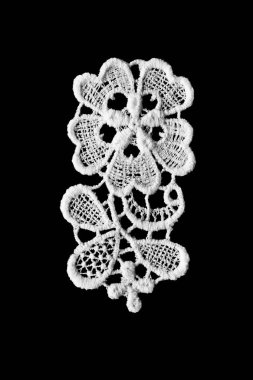 Beyaz dantel izole