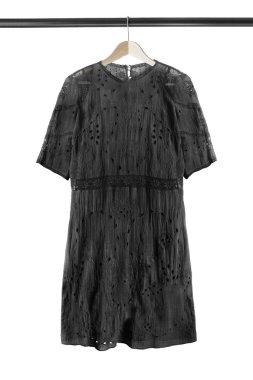 İzole askı üzerinde elbise