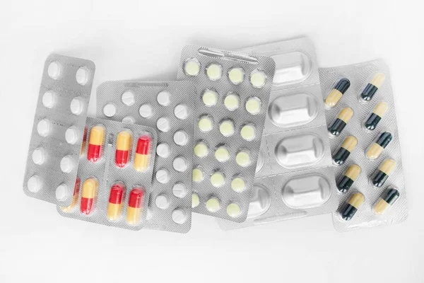Grupp Läkemedel Piller Blister Vit Bakgrund — Stockfoto