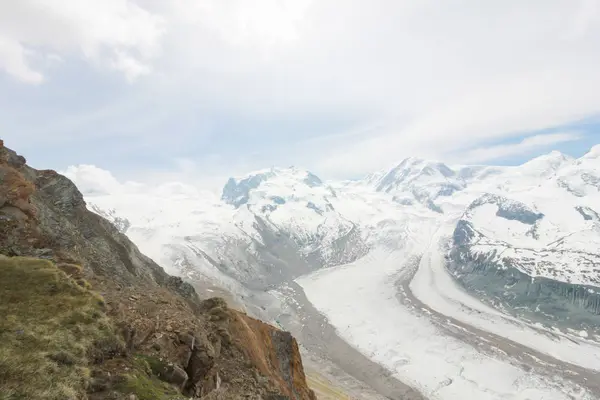 Prachtige Berglandschap Met Uitzicht Matterhorn Zwitserland — Stockfoto