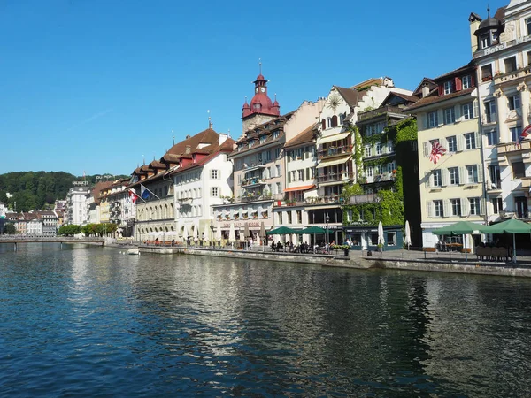 Altstadt Von Luzern Mit Berühmter Kapellenbrücke — Stockfoto