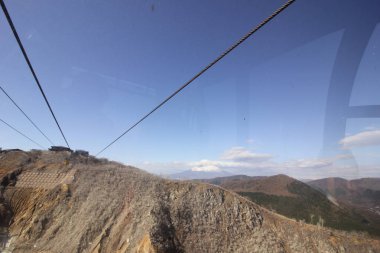 Vadi owakudani yaprakları ile renk değiştirme
