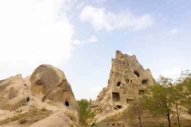Göreme Açık Hava Müzesi Kapadokya Türkiye kaya oluşumları kamu yerleştirir