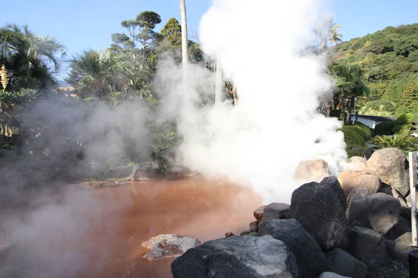 Kaplıcalar Beppu Japonya'da deli gibi.