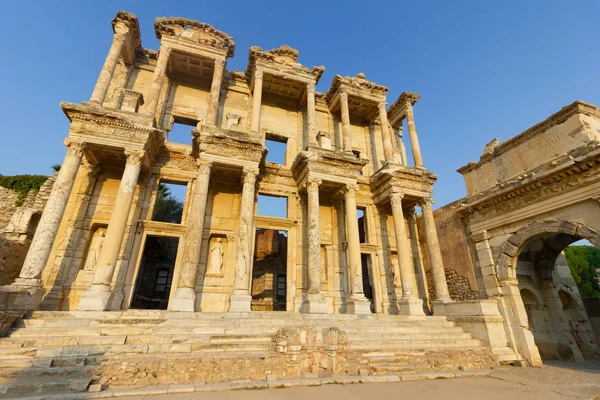 Kamu Bir Dünya Mirası Efes Kütüphanesi Türkiye Nin Tarihi Şehir — Stok fotoğraf