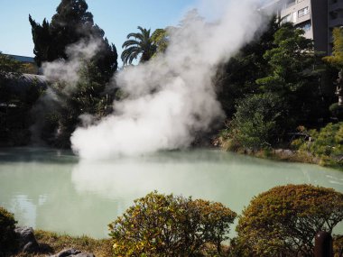 Kaplıcalar Beppu Japonya'da deli gibi.