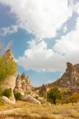 Göreme Açık Hava Müzesi Kapadokya Türkiye kaya oluşumları kamu yerleştirir
