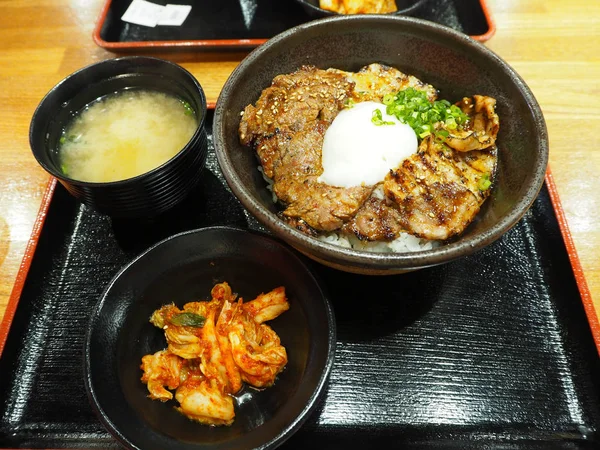 Delicioso Japonês Alimento Arroz Carne — Fotografia de Stock