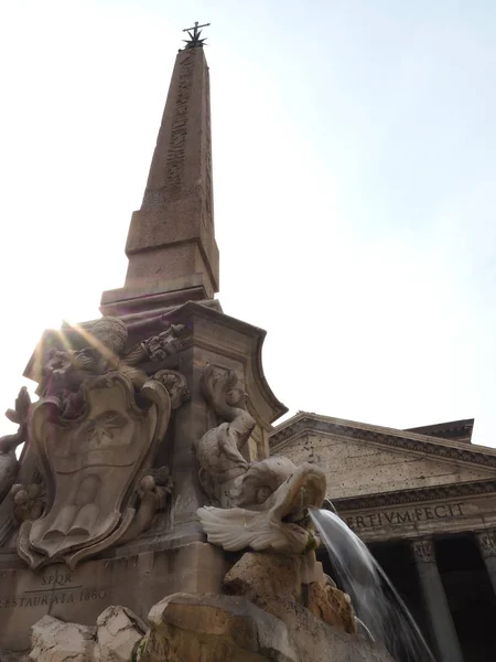 Panthéon, une destination touristique populaire en Italie avec la beauté et — Photo