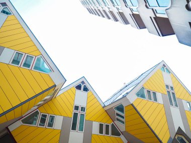 Rotterdam'daki küp evler; Hollanda.