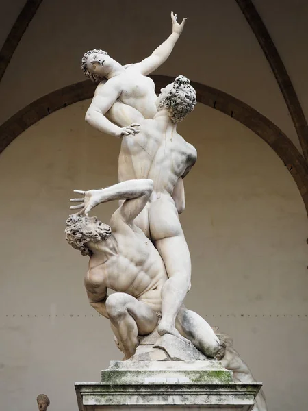フィレンツェイタリアの古代美術家によるルネッサンス彫刻. — ストック写真