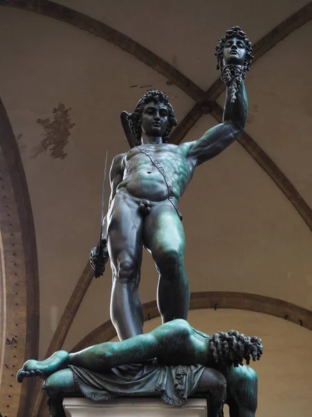 フィレンツェイタリアの古代美術家によるルネッサンス彫刻. — ストック写真