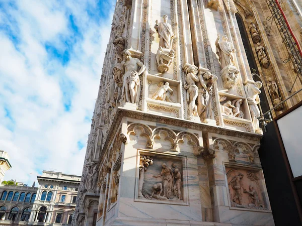 이탈리아 밀라노의 도시에서 아름다운 성당 — 스톡 사진