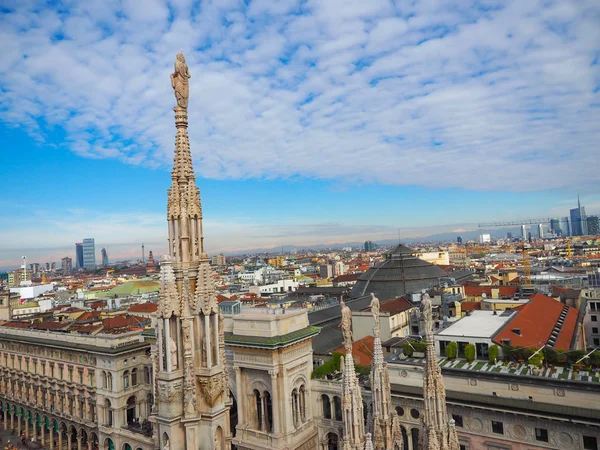 이탈리아 밀라노의 도시에서 아름다운 성당 — 스톡 사진