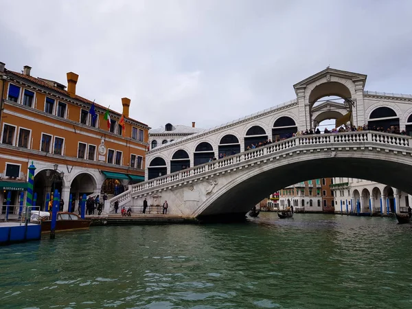 Venedig, die Stadt des Wassers eine der beliebtesten italienischen Städte — Stockfoto