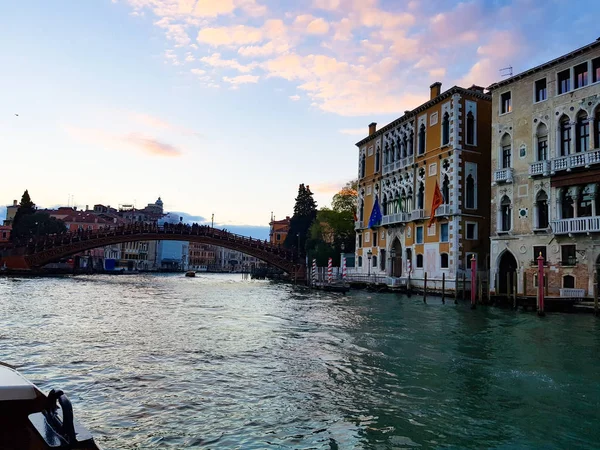 Venedig, die Stadt des Wassers eine der beliebtesten italienischen Städte — Stockfoto