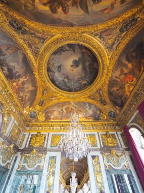 Fransa Versailles Dünya Mirası Sarayı Birçok turist istiyorum