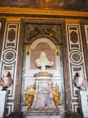 Fransa Versailles Dünya Mirası Sarayı Birçok turist istiyorum