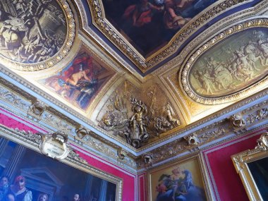 Fransa Versailles Dünya Mirası Sarayı Birçok turist istiyorum