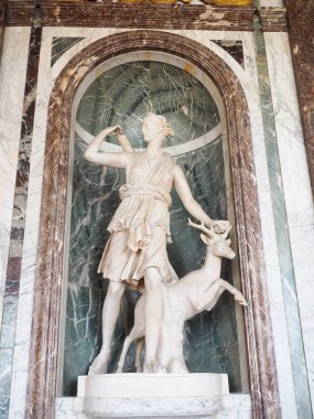 Fransa Versailles Dünya Mirası Sarayı Birçok turist istiyorum