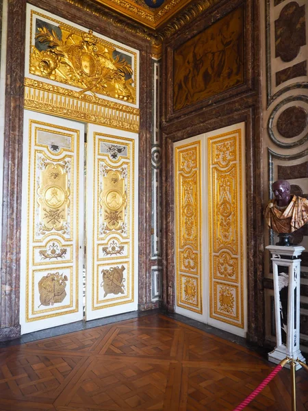 Palácio de Versalhes Património Mundial da França Muitos turistas querem — Fotografia de Stock