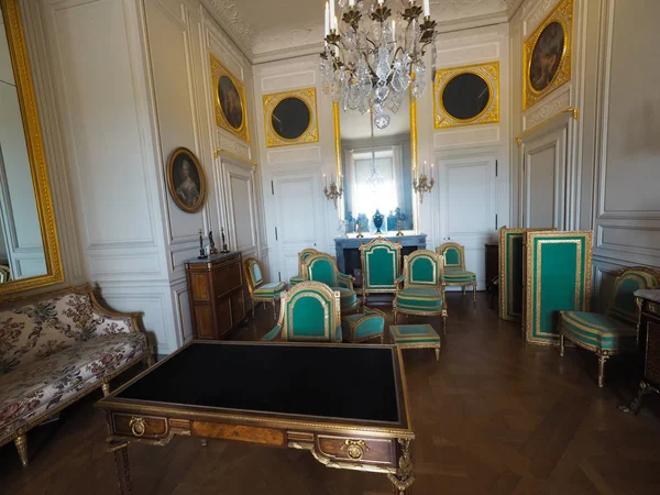 프랑스의 베르사유 세계 유산 의 궁전 많은 관광객이 원하는 — 스톡 사진