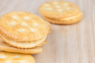 Kraker krem peynir ahşap tablo