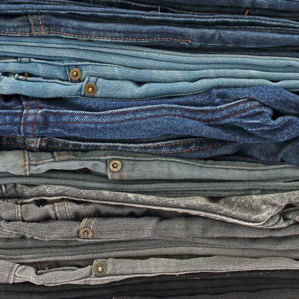 Primer plano de jeans pila . —  Fotos de Stock