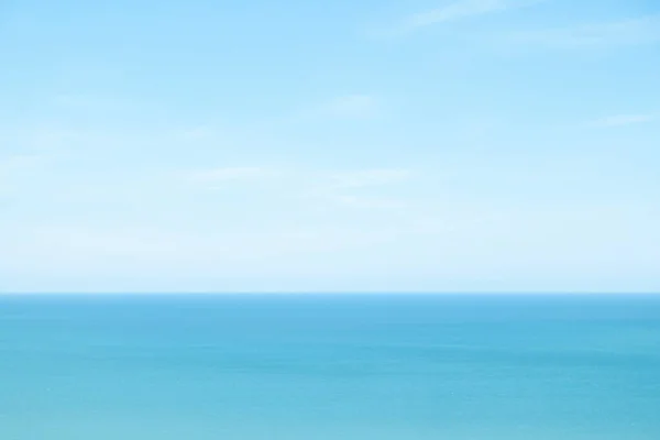 Hermosa Escena Cielo Azul Sobre Mar Tranquilo Tailandia Tranquila Armonía —  Fotos de Stock