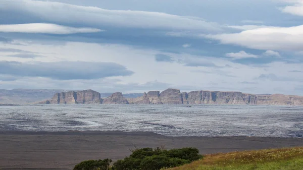 Panorama Paisagístico Panorâmico Skaftafel Cordilheira Língua Glaciar Glaciar Vatnajokull Vegetação — Fotografia de Stock