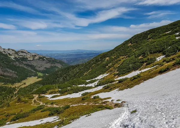 Vista Mozzafiato Sul Parco Nazionale Tatra Con Montagne Nella Soleggiata — Foto Stock