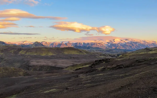 Vulkanlandschaft Mit Eyjafjallajokull Und Myrdalsjokull Gletschern Unter Sonnenuntergang Der Sommernacht — Stockfoto