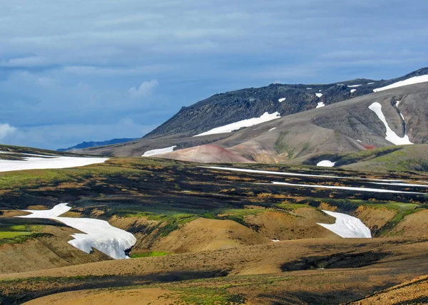 Malerische Aussicht Auf Farbenfrohe Rhyolithberge Des Aktiven Geothermischen Gebietes Jokultungur — Stockfoto