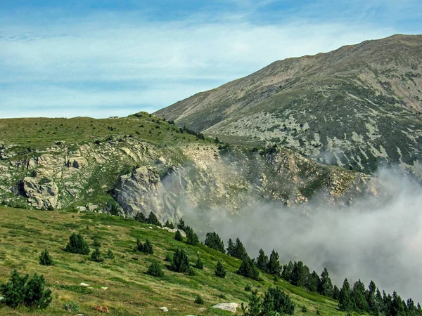 Berglandschaft Mit Wolken Französische Pyrenäen Der Nähe Des Pic Canigou — Stockfoto