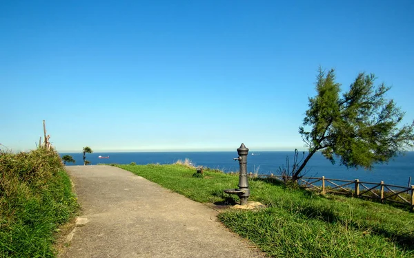 Küstenstraße Von Pobena Baskenland Typische Landschaft Für Den Camino Del — Stockfoto