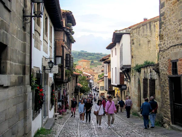 Straßen Von Santillana Del Mar Beliebtes Touristenziel Nordspanien — Stockfoto